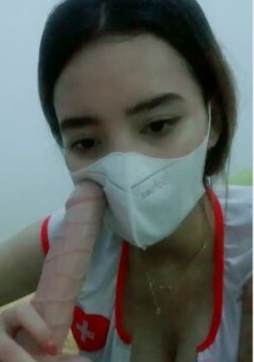UrBaby Suster Main Dildo Langsung Omek